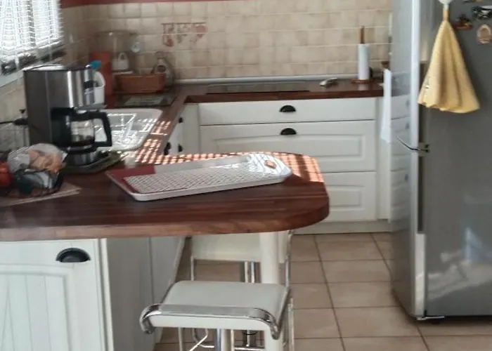 Holiday home Maison Agreable Dans Le Blayais